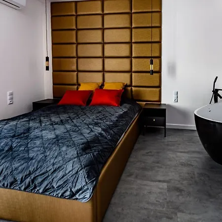 5th Floor Apartment